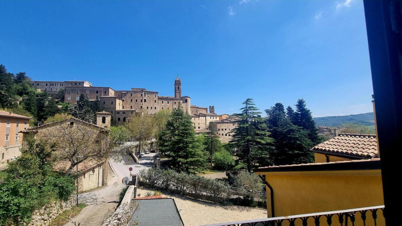 Fontecorona Bed And Breakfast Serra San Quirico Exterior photo